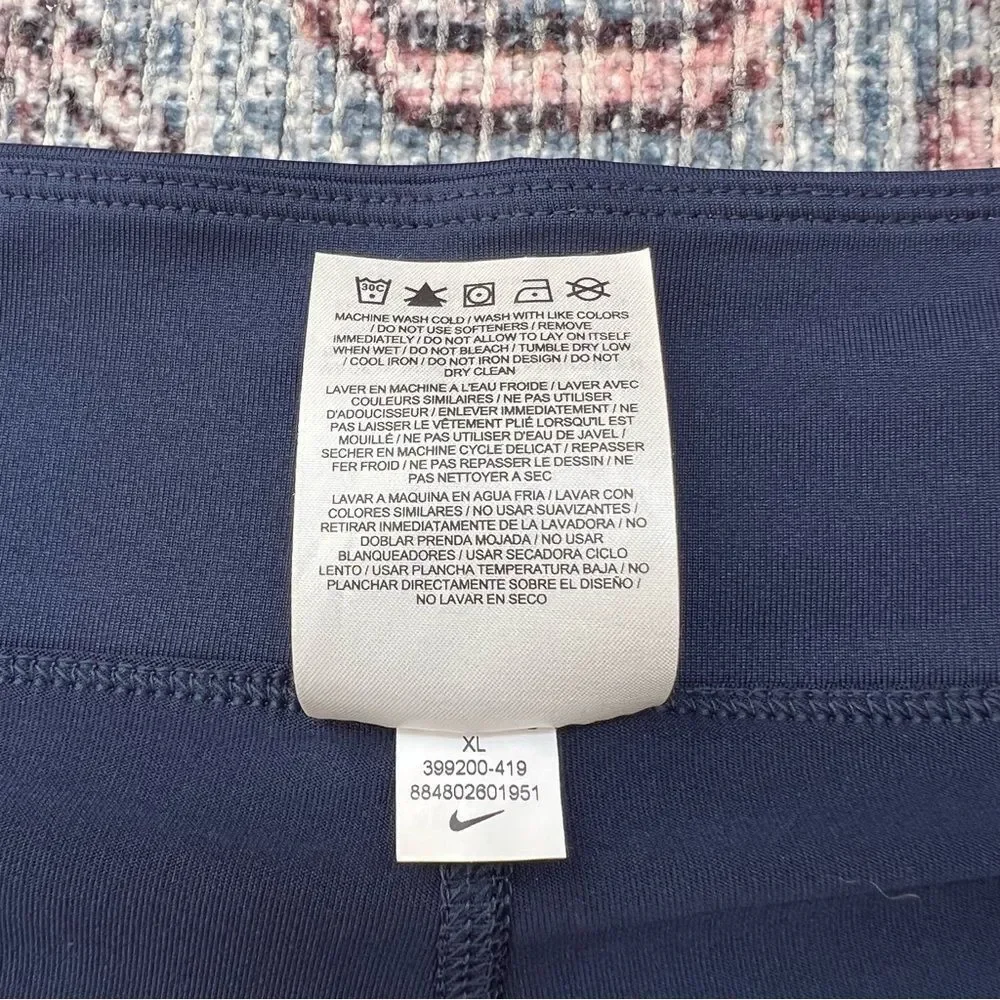 Nike Navy Blue Dri-Fit Skort Size XL Tennis Pickleball Golf Athletic Skirt Short